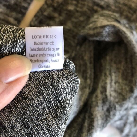 Poof Sequin Owl Witch Crisscross  top size L NWT - Picture 6 of 6